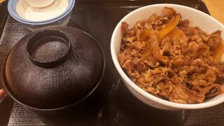 Please, Matsuya, Don’t Give Up on the Proper Table Setting: The Correct Placement of Rice Bowls and Soup Bowls
