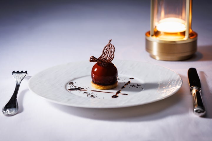 Luxury Auberge Stay at Hotel Metropolitan Edmont Tokyo – photo 7
