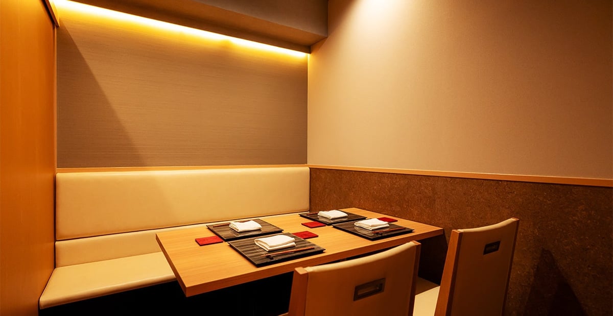 Michelin-Starred Sushi Restaurant Opens New Teppanyaki Venue in Ginza – photo 7