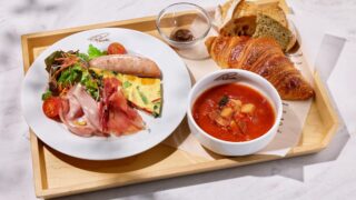 Summer Season Begins at Starbucks Reserve Roastery Tokyo with New Tropical Drinks and Breakfast Plate