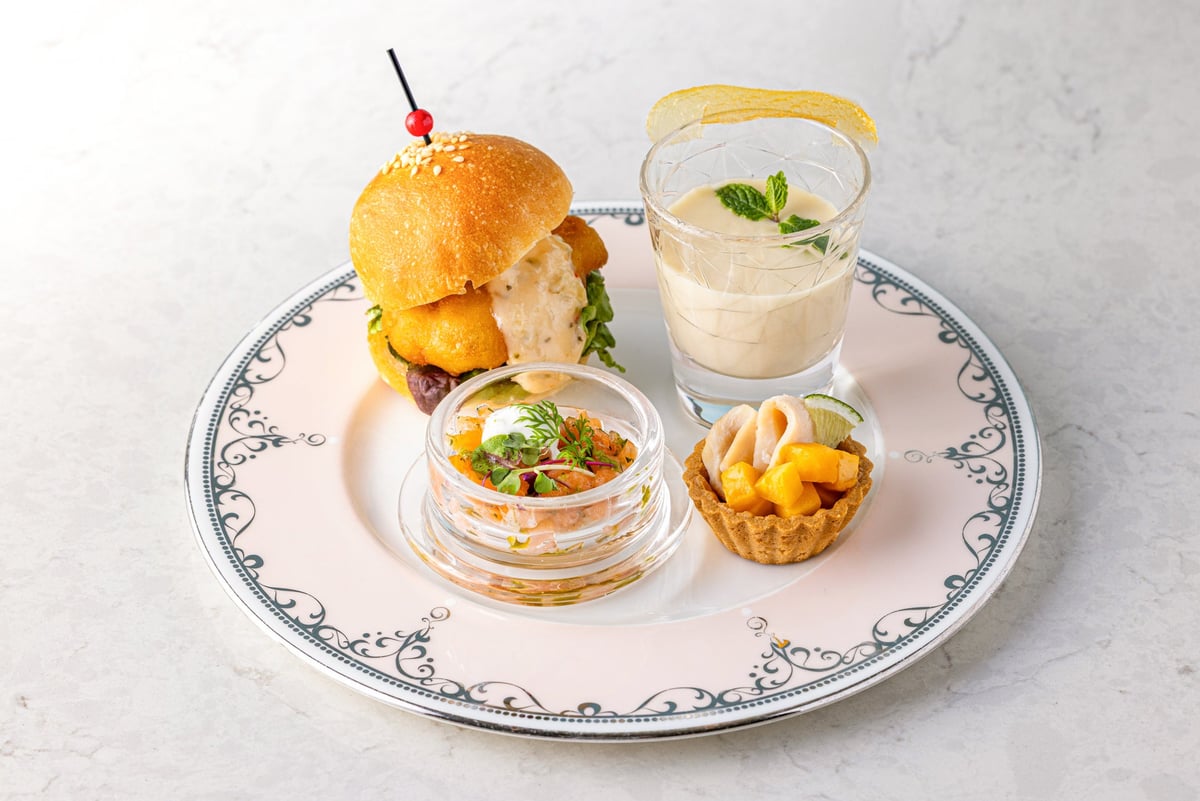 Peach and Mango Afternoon Tea with Panoramic Yokohama Views – photo 5