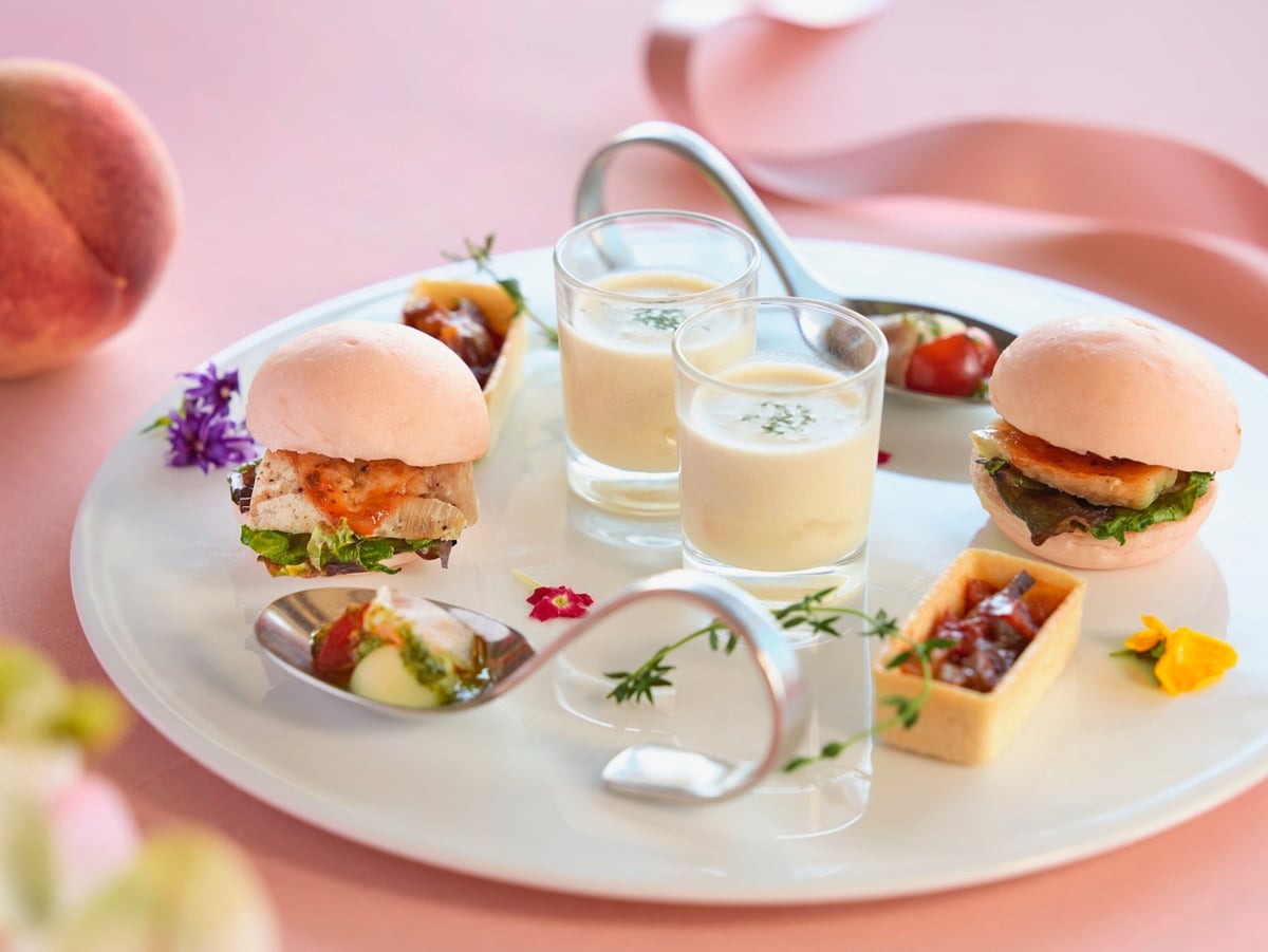 Savory Assortment Plate (Chicken Salsa Burger, Peach Vichyssoise, Cherry Tomato Caprese, etc.)