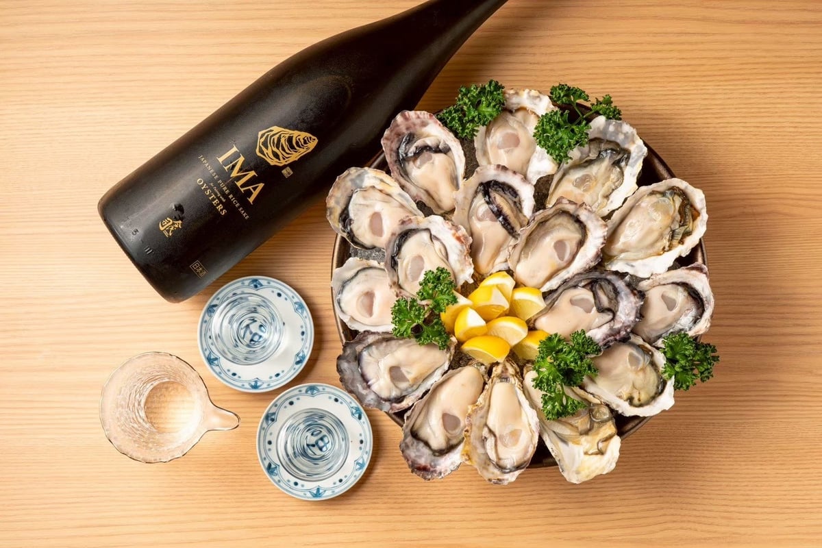 All-You-Can-Eat Fresh Oysters at Kaki to Kaisen Nihonichi Sakaisuji-Honmachi, Osaka From June 15