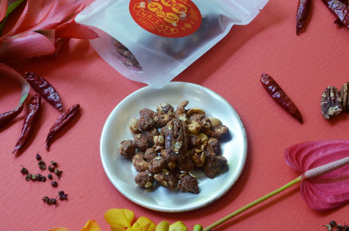 Additive-free Mala Mixed Nuts (and/or Granola)