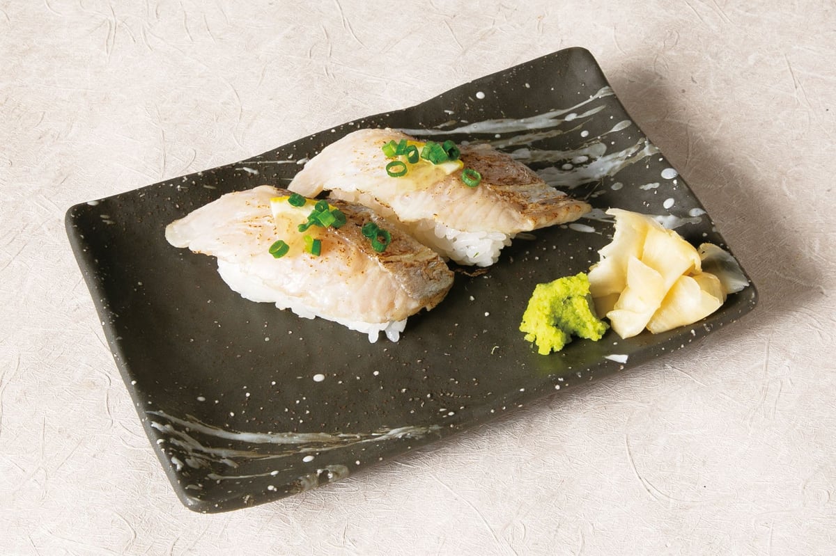 Seared Beltfish with Salt Lemon (2 pieces) — ¥450 (tax included¥495)