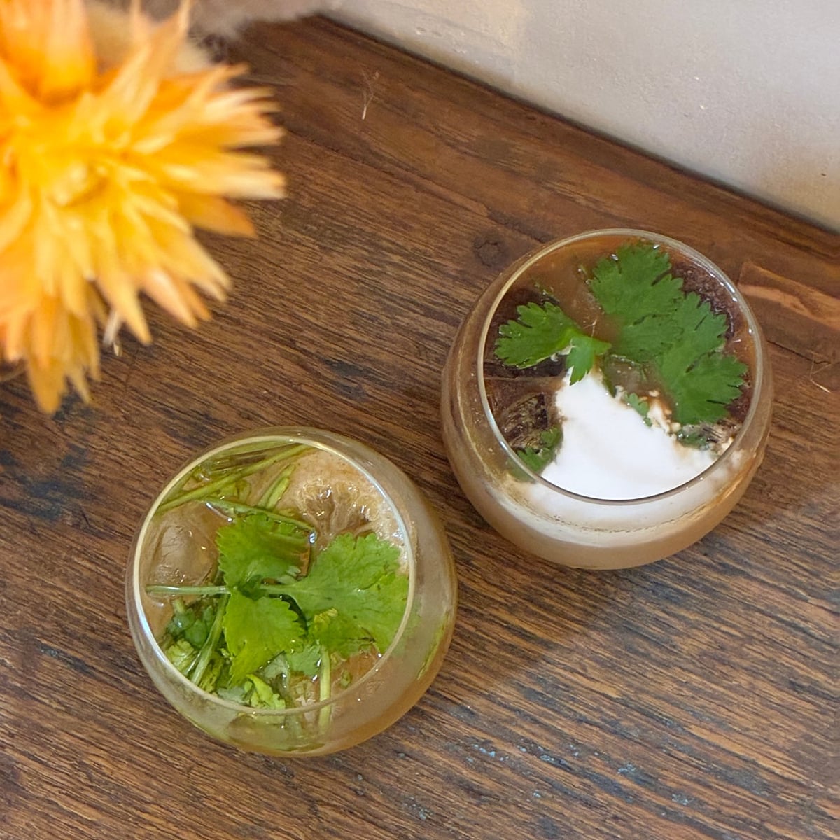 Left: Pakuneido, Right: Pakuore
