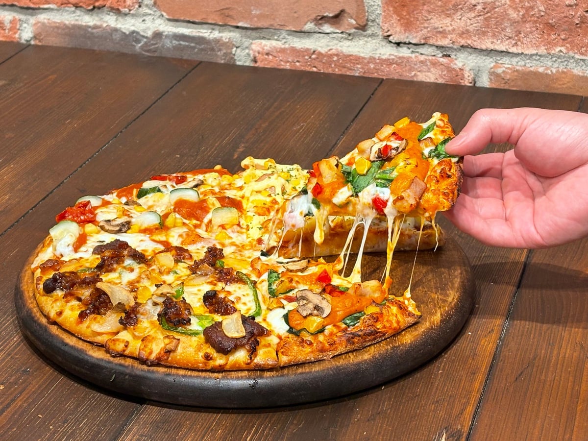 Domino's Pizza Launches New Curry Quattro Pizza in Tokyo from June 29