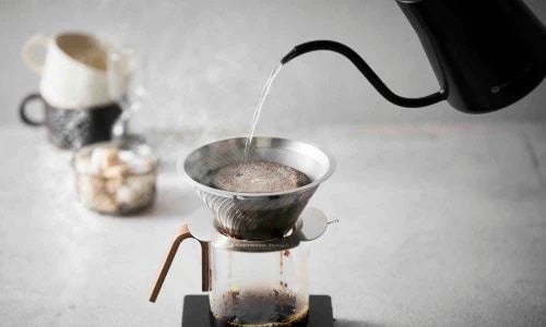 All the equipment needed for grinding, brewing, and storing beans is available