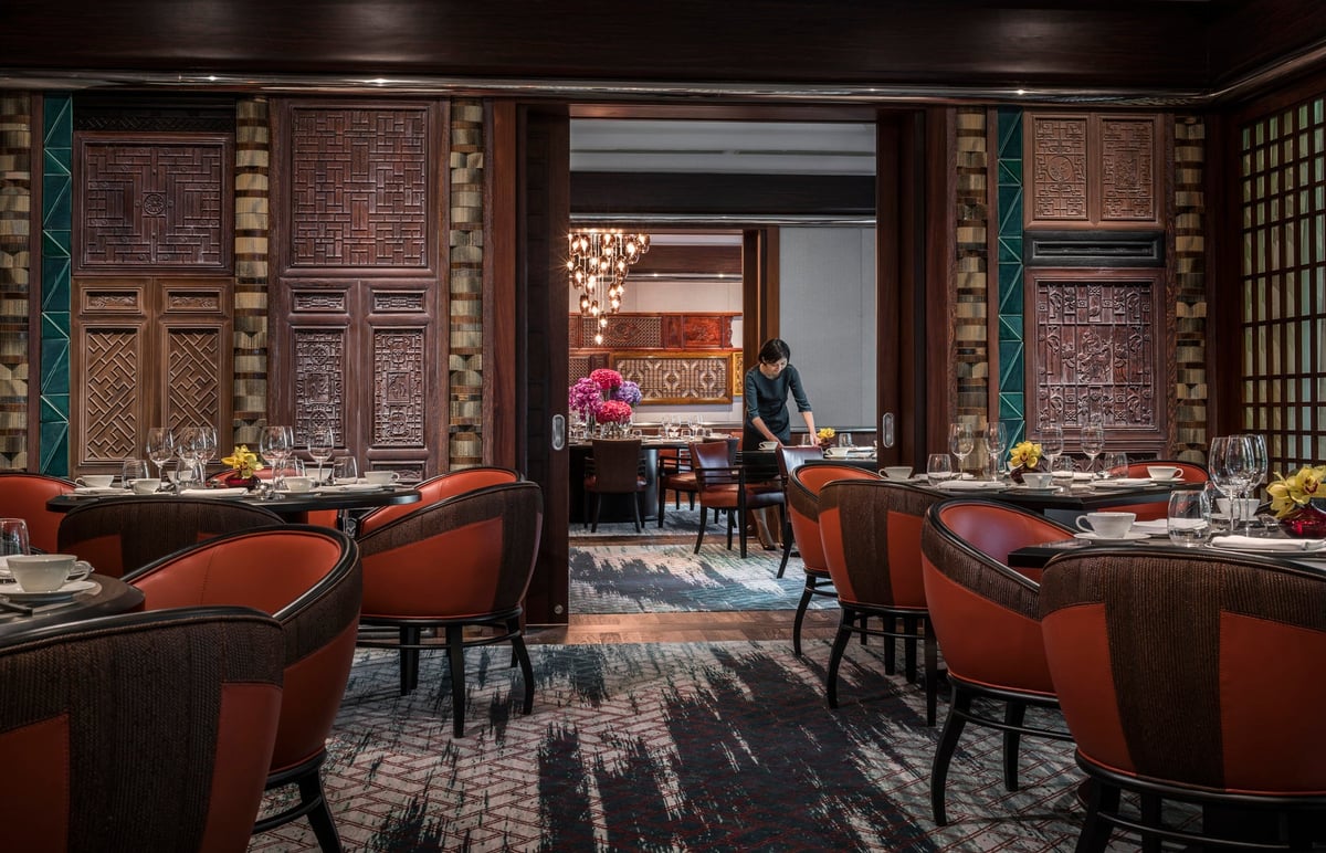 Interior of Four Seasons Hotel Singapore 'Jiang-Nan Chun'