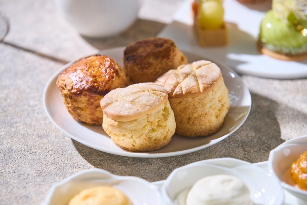 Cheese Tomato Pepper Scone / Melon Pan Scone