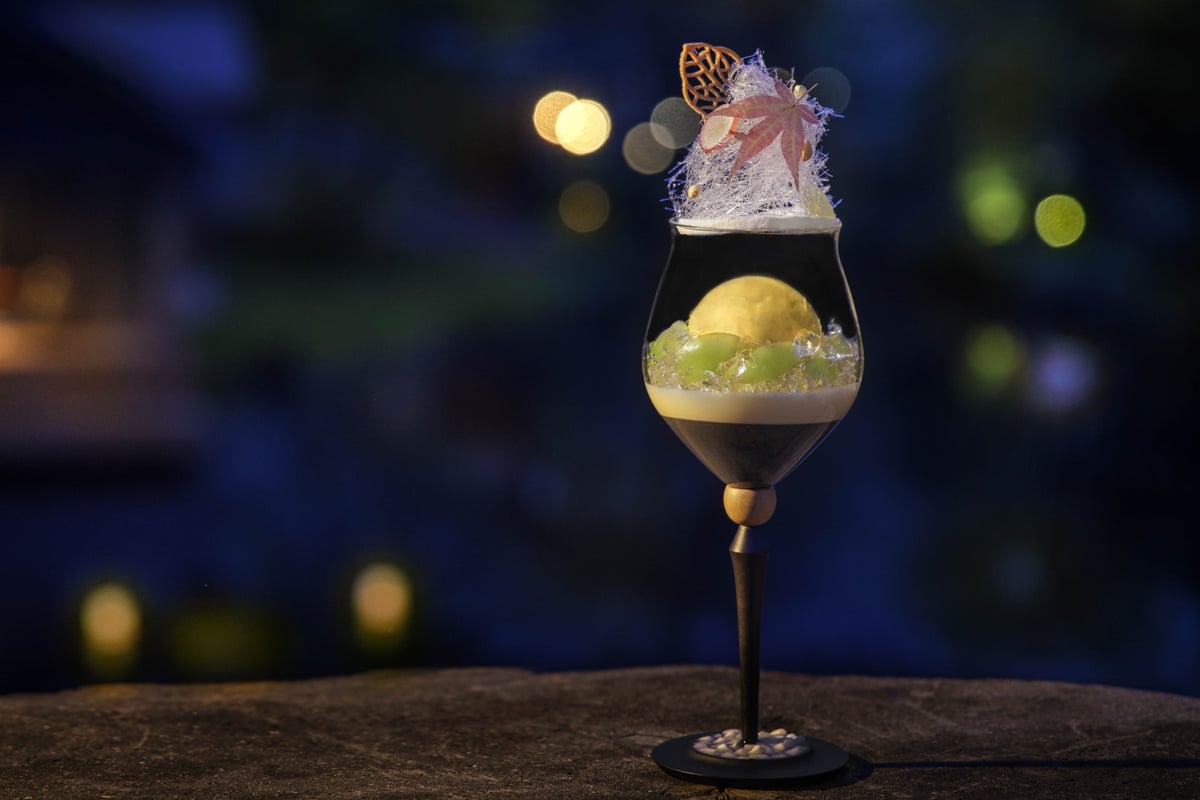 【Hoshinoya Karuizawa】'Full Moon Parfait with Shine Muscat and Anno Sweet Potato' layered to resemble the full moon reflected on the pond