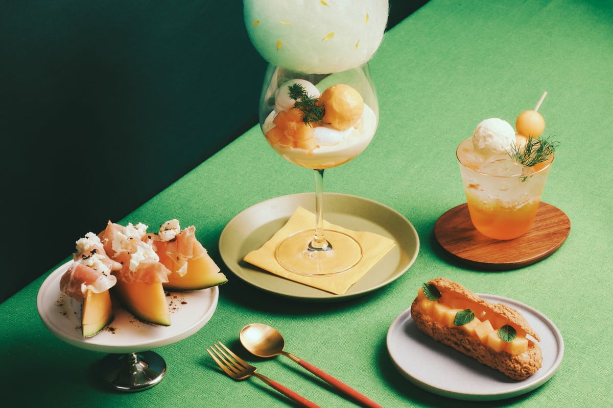【OMO7 Asahikawa】'Melon and Fresh Cream Parfait' layered with red-flesh melon sauce, ice cream, and fresh cream — ¥1,700 (tax included)