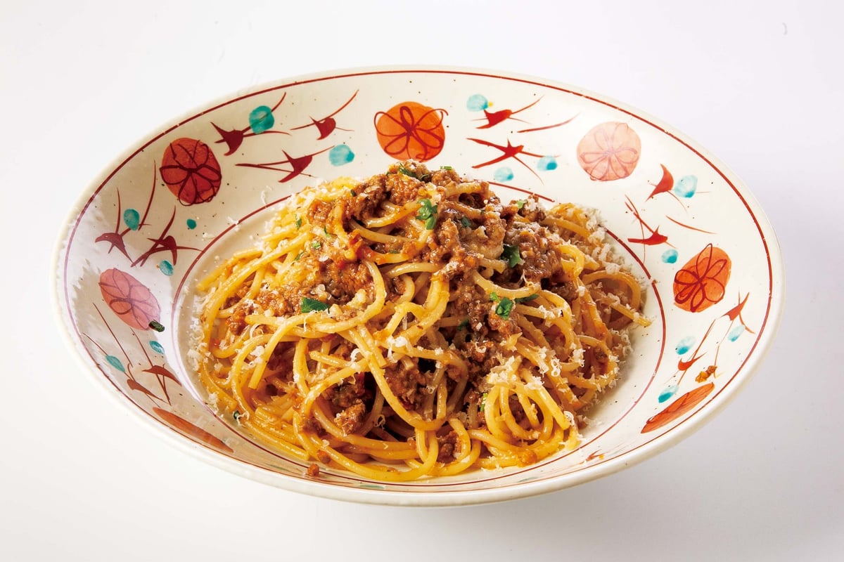 “Legendary” Meat Sauce — ¥550 (tax included)