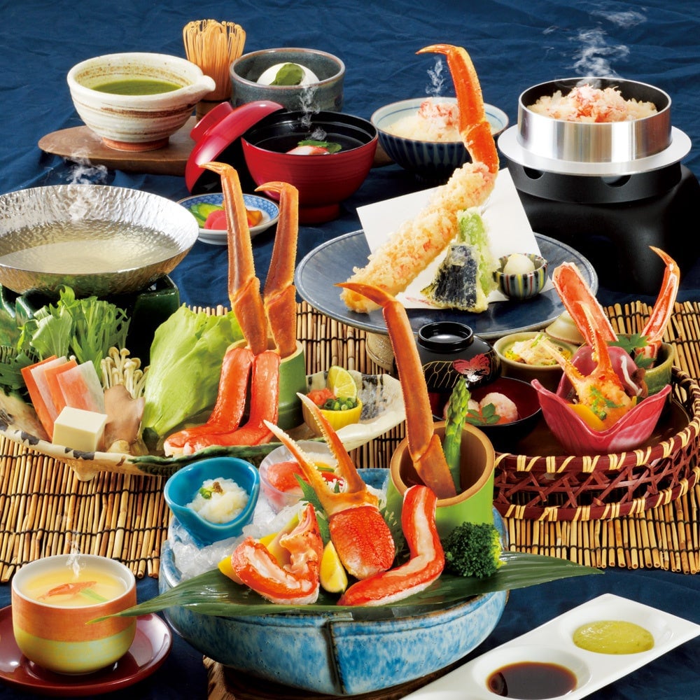 Available from August 1st to September 15th: 'Irodori Kani Zukuri Kaiseki' Natsu Ne — ¥8,500 (tax included ¥9,350)