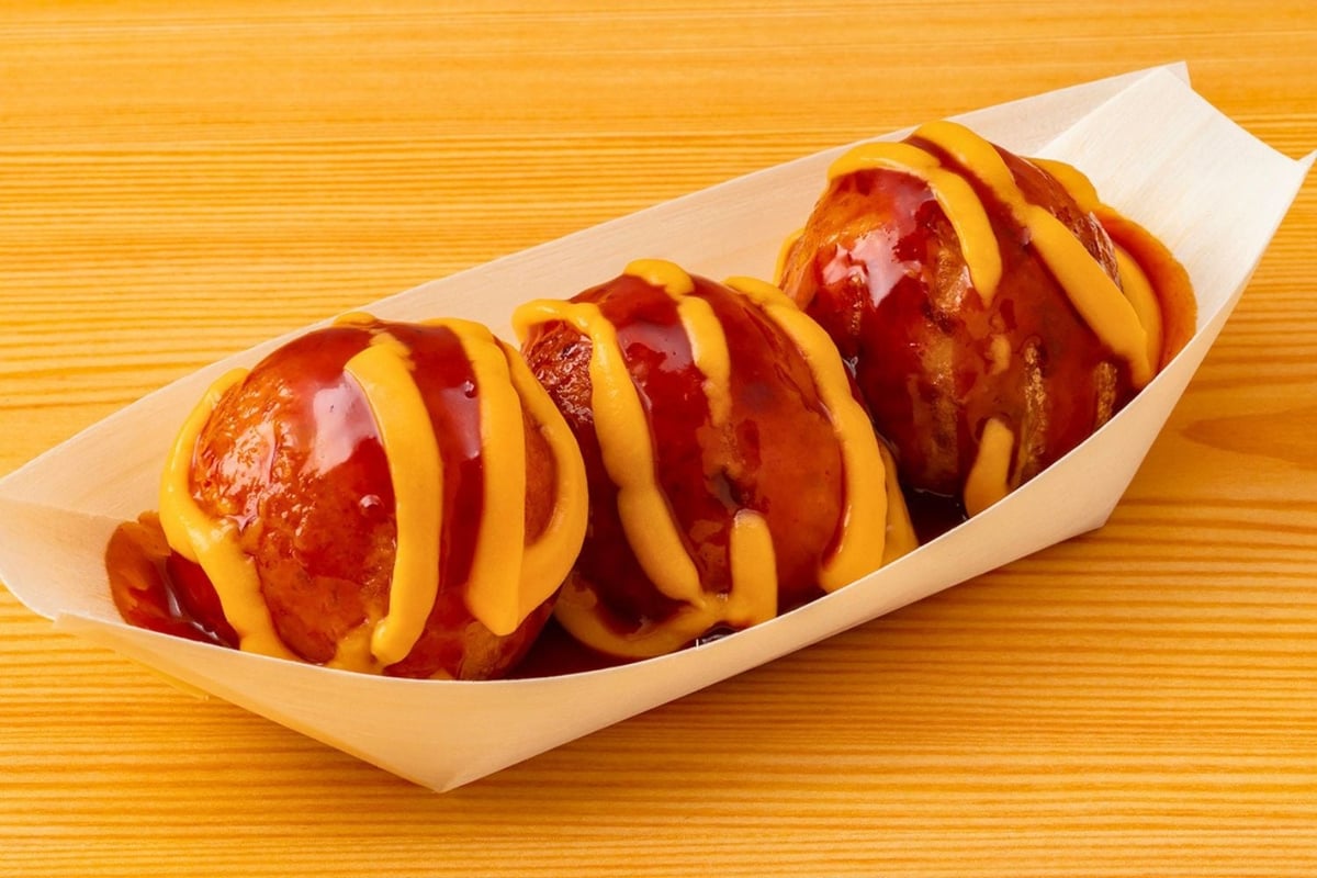 Yangnyeom Cheese Takoyaki — ¥490 (tax included ¥539)