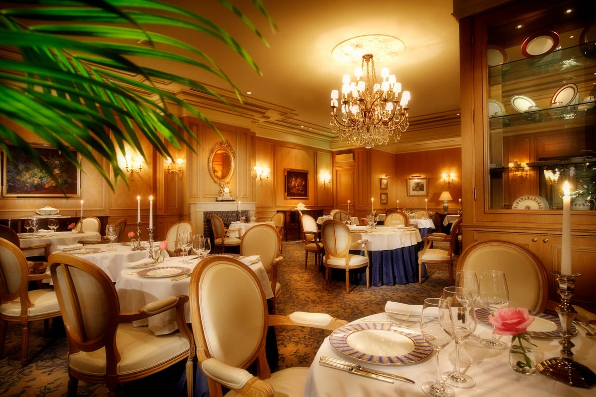 Interior of 'Azure'