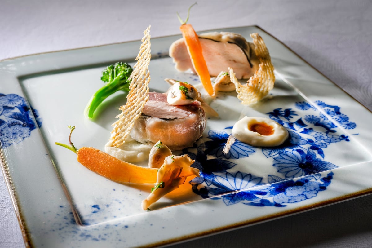 Marie Antoinette Style Collaboration Course at Yokohama Grand Intercontinental Hotel From August 1