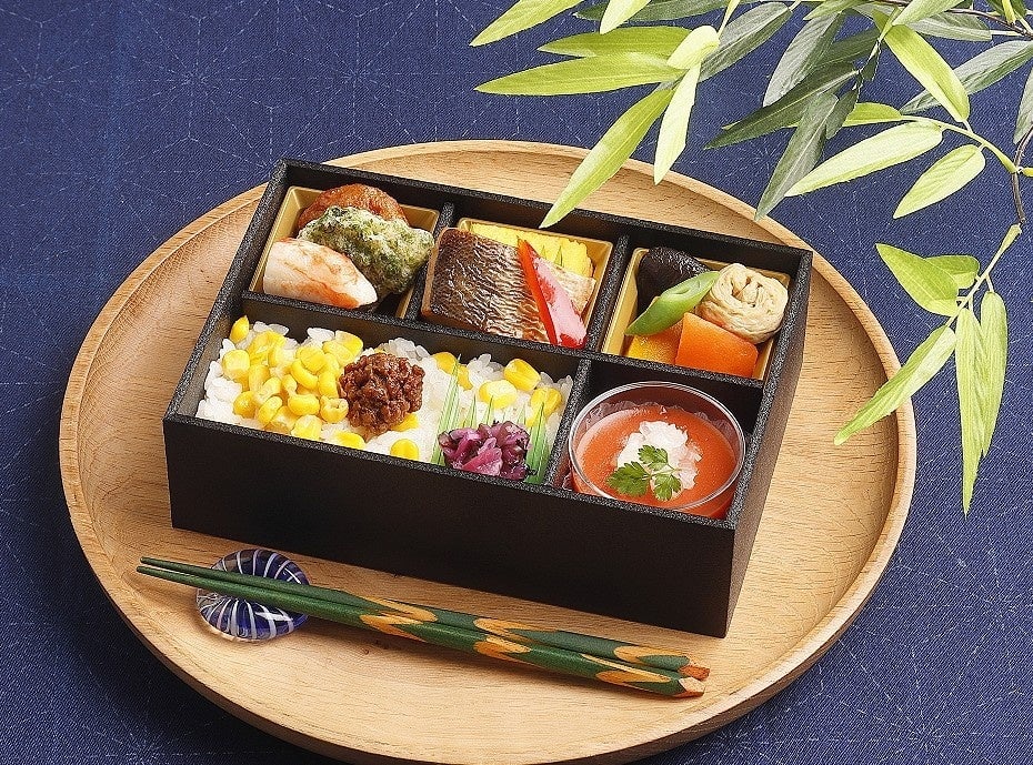 Seasonal Set Meal 'Summer Koromo' — ¥1,800 (tax included ¥1,944)