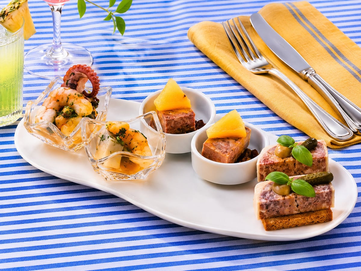 Novotel Nara Offers Tropical Summer Afternoon Tea with Special Mango Shaved Ice from July 1