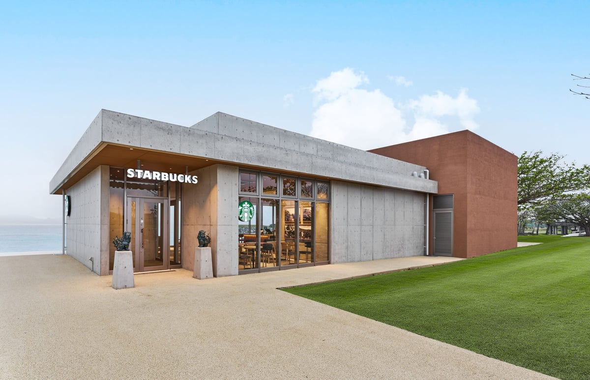 Panoramic Ocean View Starbucks Opens in Okinawa From April 15