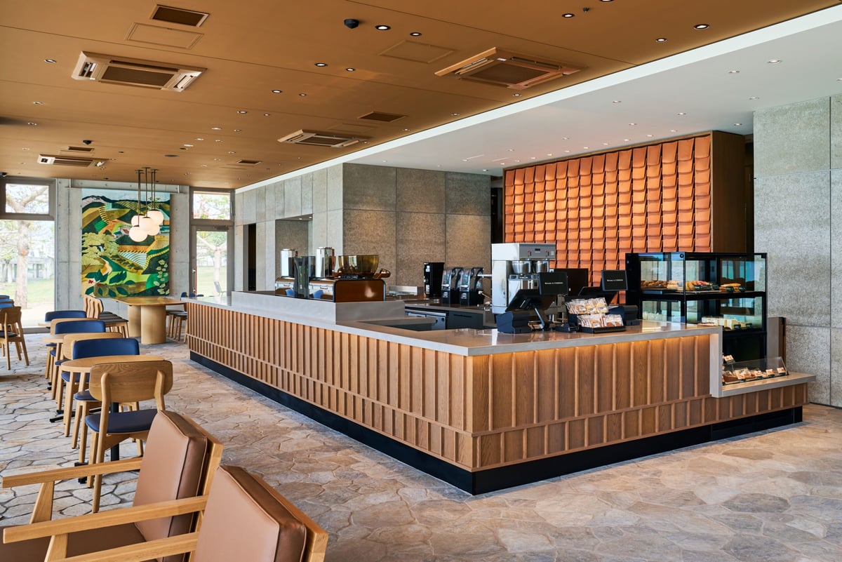 Panoramic Ocean View Starbucks Opens in Okinawa From April 15