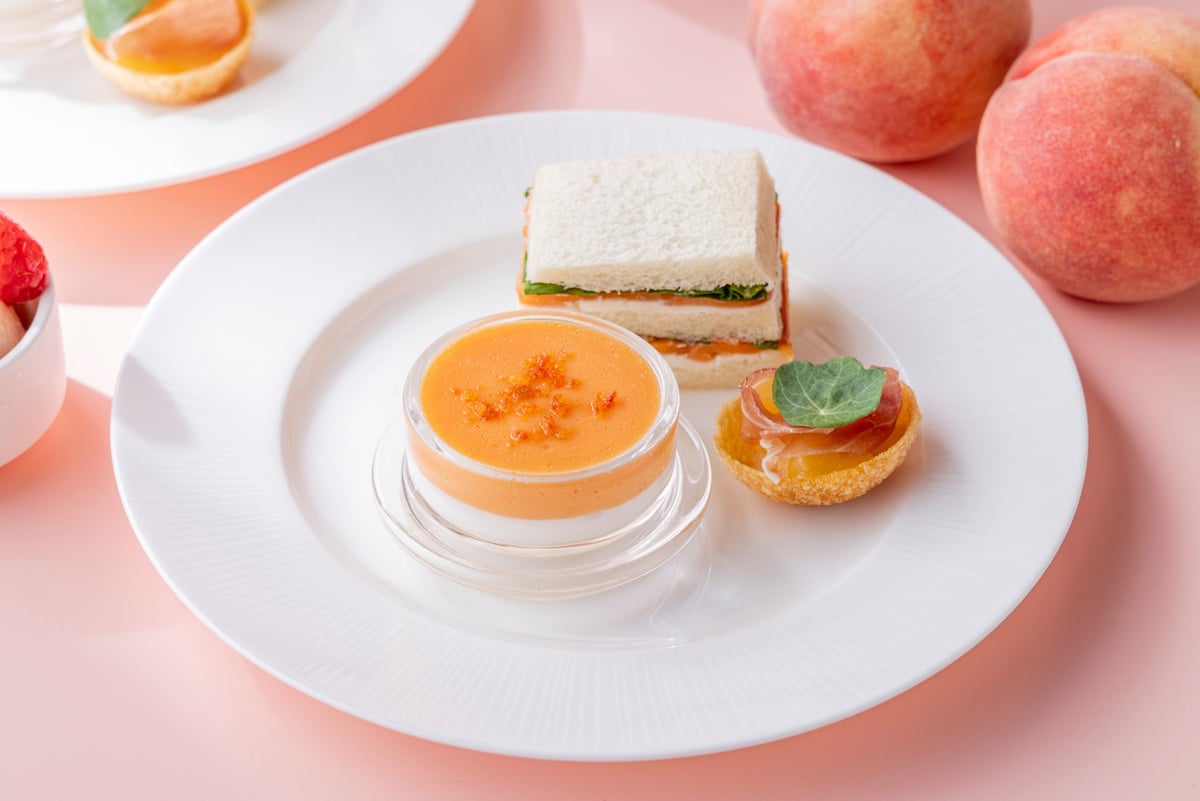 Peach & Tea Selection Afternoon Tea at Strings Hotel Tokyo from July 1 – photo 5