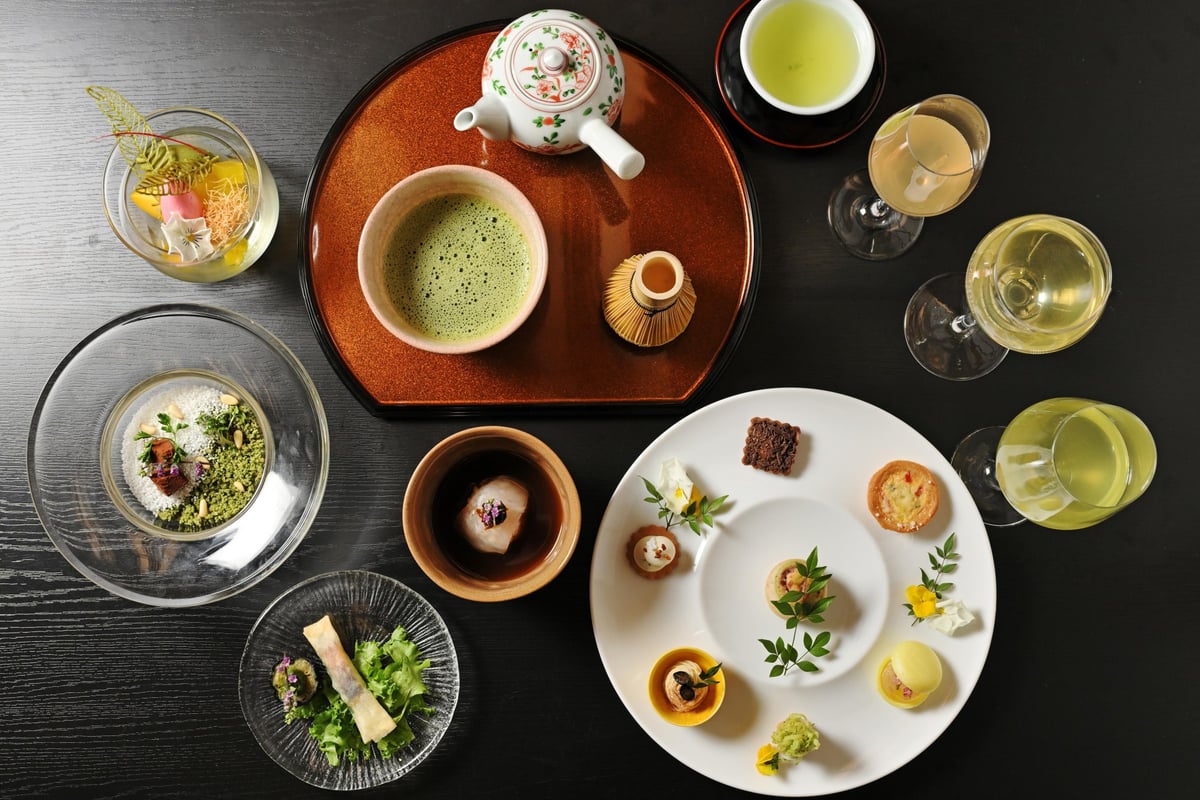 Summer afternoon tea enjoyed with Japanese tea