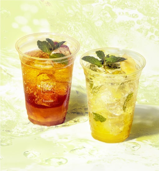 (Right) Pineapple Mint Soda / (Left) Mango Tea Soda — ¥777 (tax included)