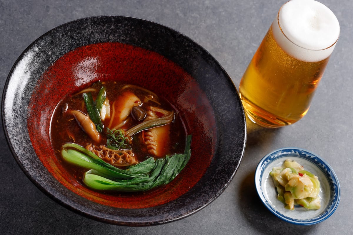 Sichuan Spicy Soup — ¥3,300 (tax included)