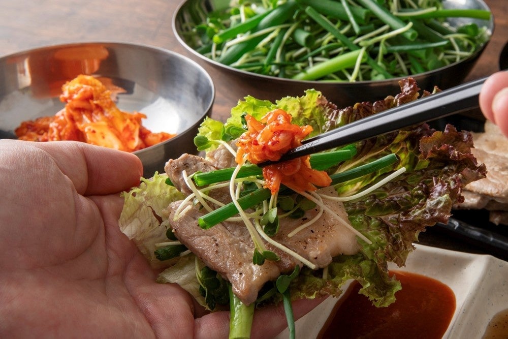 Vegetables for wrapping Samgyeopsal (available for dinner and weekend/holiday lunch only)