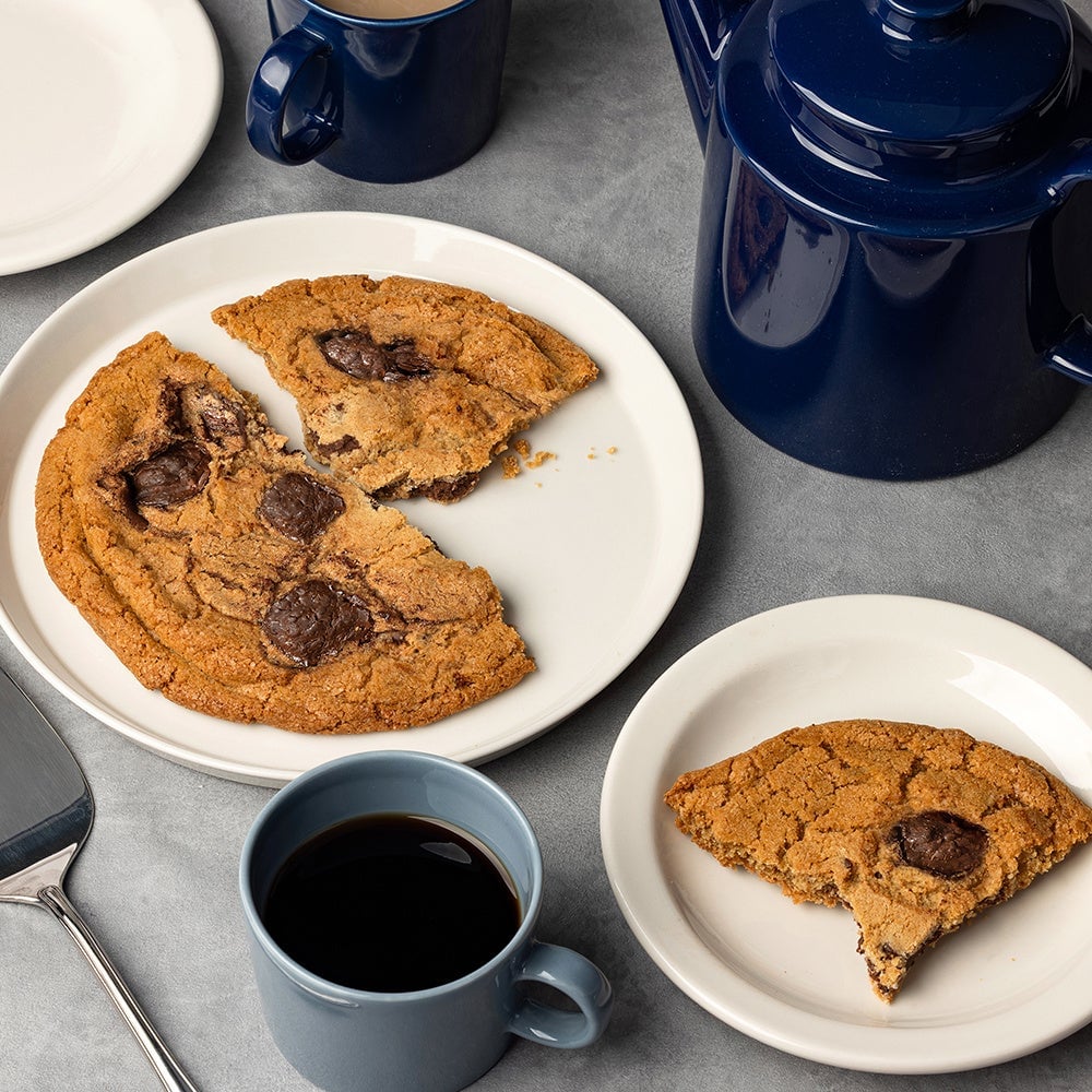Perfect for home parties ◎ A generously sized cookie.