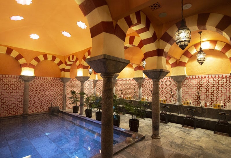 Arab-style natural hot springs