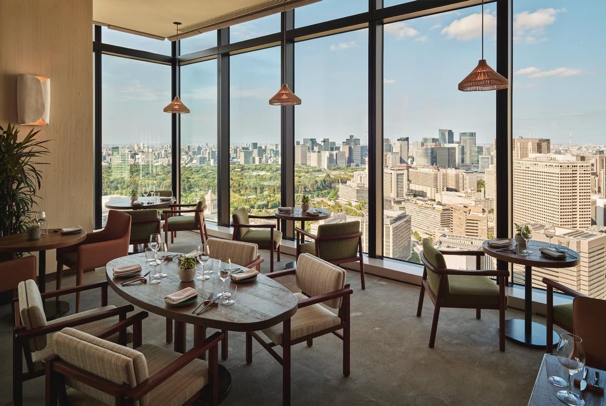 1 Hotel Tokyo’s NiNi Launches Summer Weekend Brunch with FOS-Certified Caviar Options July 25