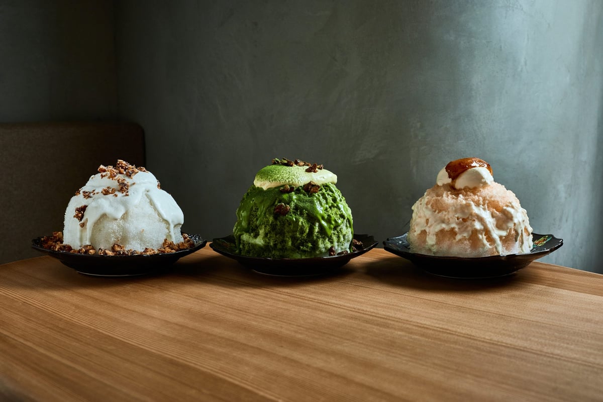 From the left: 'Shirano-yama', 'Midori-no-yama', 'Momo-no-yama'