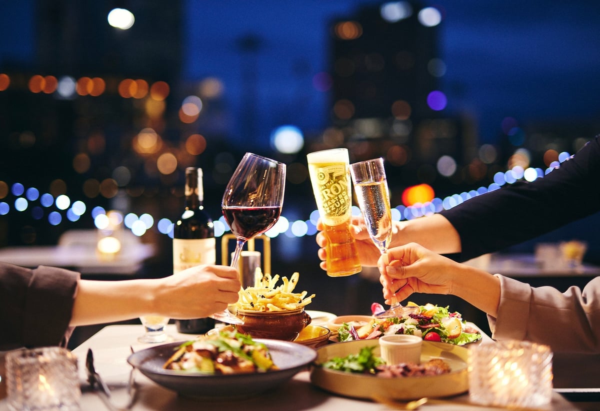 Anniversaire Cafe Minato Mirai Yokohama Launches Summer 2026 Fair Featuring Peach Sweets and Beer Garden