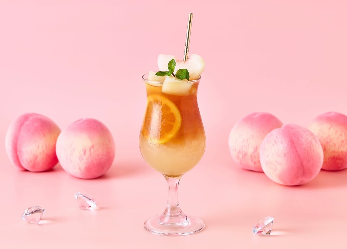 Gorotto Peach Tea 1,210 yen (tax included)