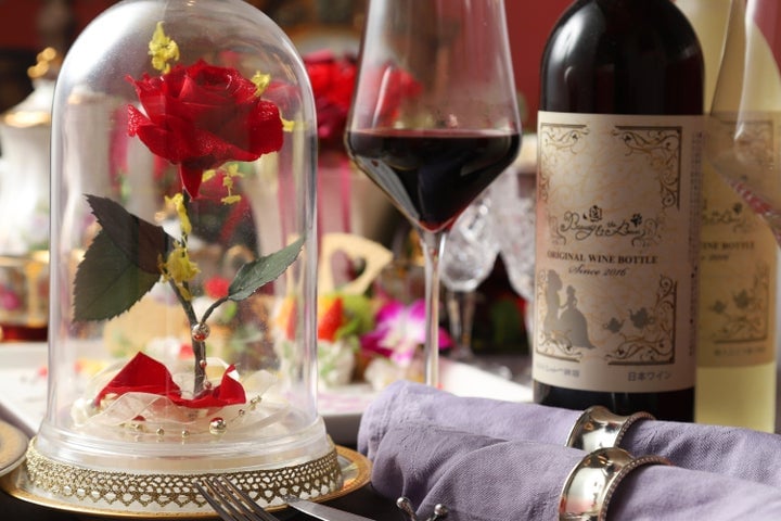 Beauty & the Beast Cafe in Yokohama Debuts 10th Anniversary Dinner Course