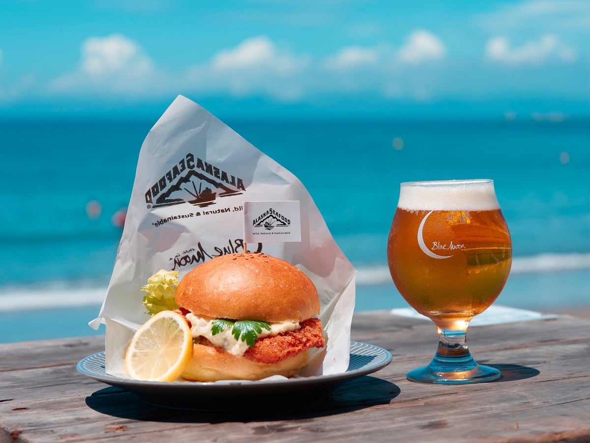 Blue Moon Hayama Brings Back Popular Alaska Pollock Fish Burger in Hayama Until August 31