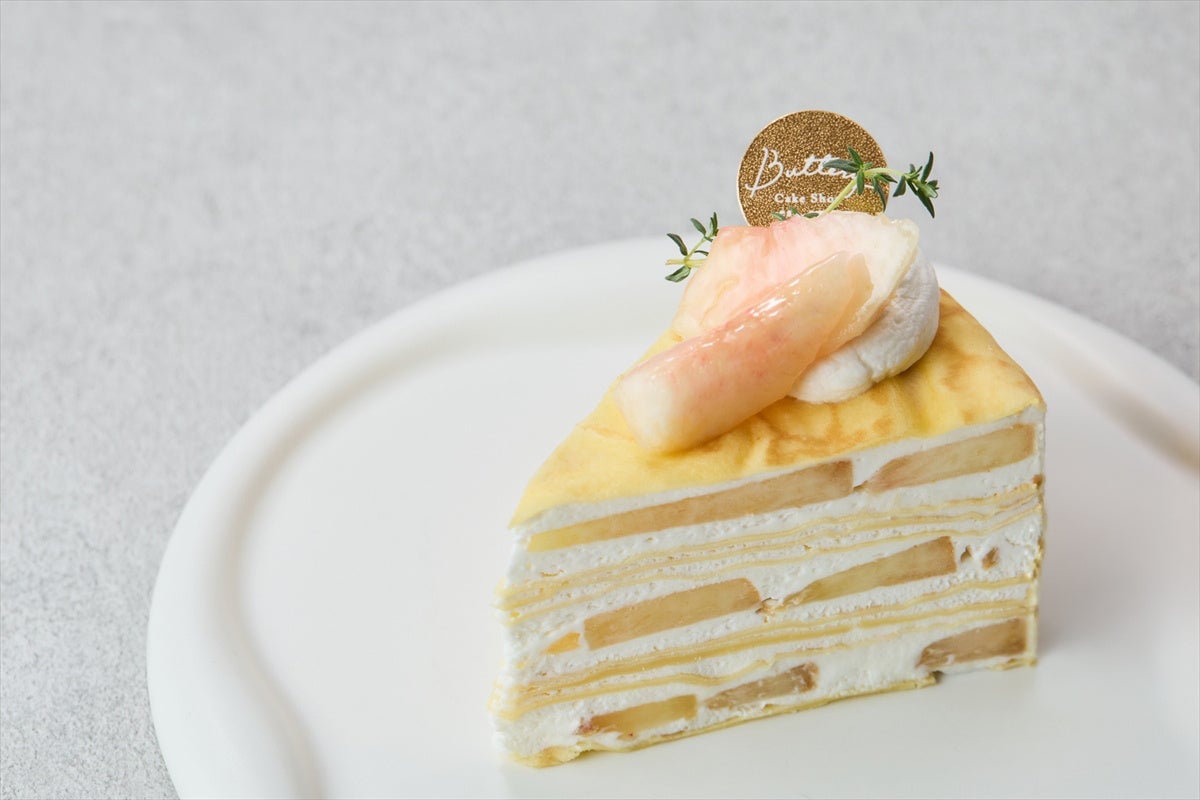 Limited Quantity Peach Crepe — ¥1,180 (tax included)