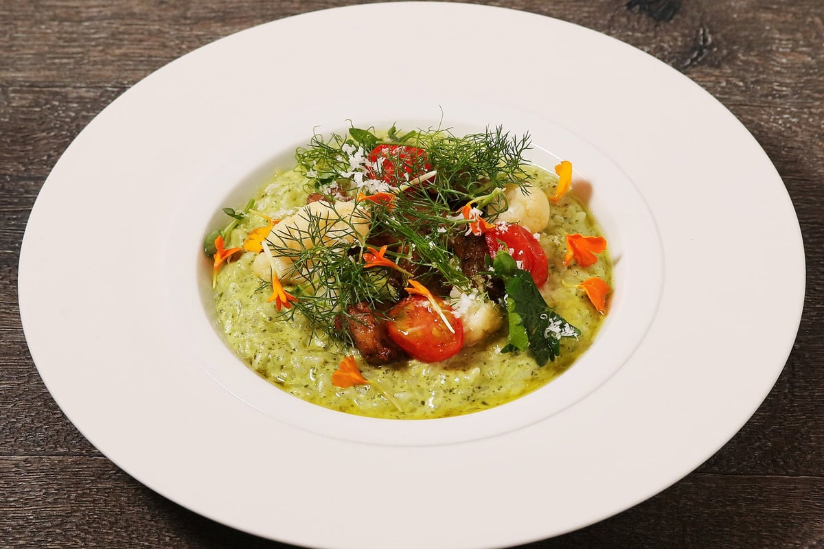 Café 1894 Unveils Updated Dinner Menu in Tokyo