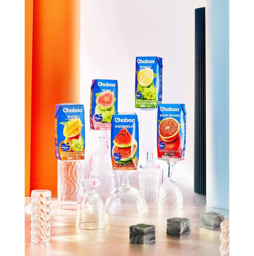 From the top right of the second row, clockwise: 'Pomelo & Grape Mix Juice', 'Blood Orange Juice', 'Watermelon Juice', 'Mango & Grape Mix Juice', 'Guava & Grape Mix Juice'