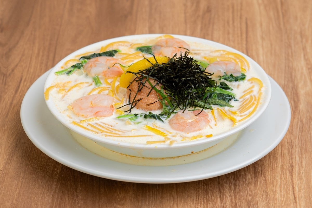 A signature dish combining the rich cream sauce of shrimp and spicy cod roe with the refreshing aroma of yuzu lemon, crafted with pride.