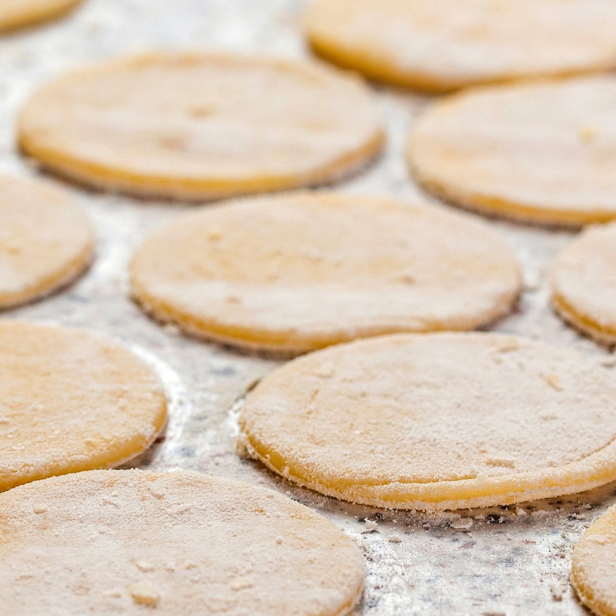 To maximize the appeal of the newly improved dough, we refined the baking process.