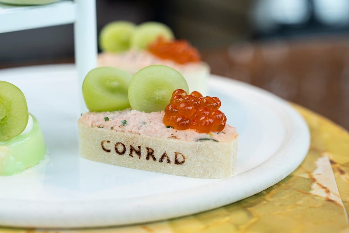 Shine Muscat and Snow Crab Cream
