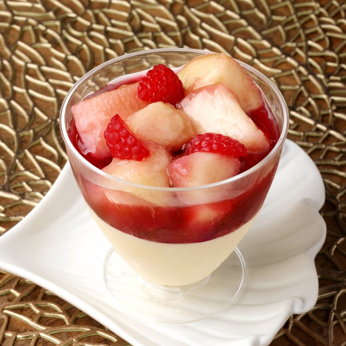 Criollo Launches Tropical Fair with New Summer Cheesecake in Tokyo