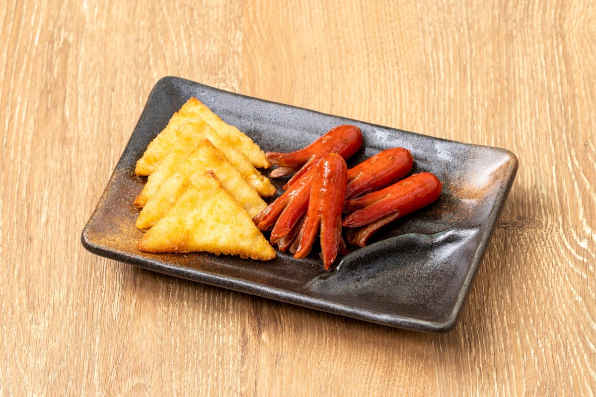 Dandadan Gyoza Launches Ultraman Collaboration Menu in Shinjuku with Unique Dishes from ¥698