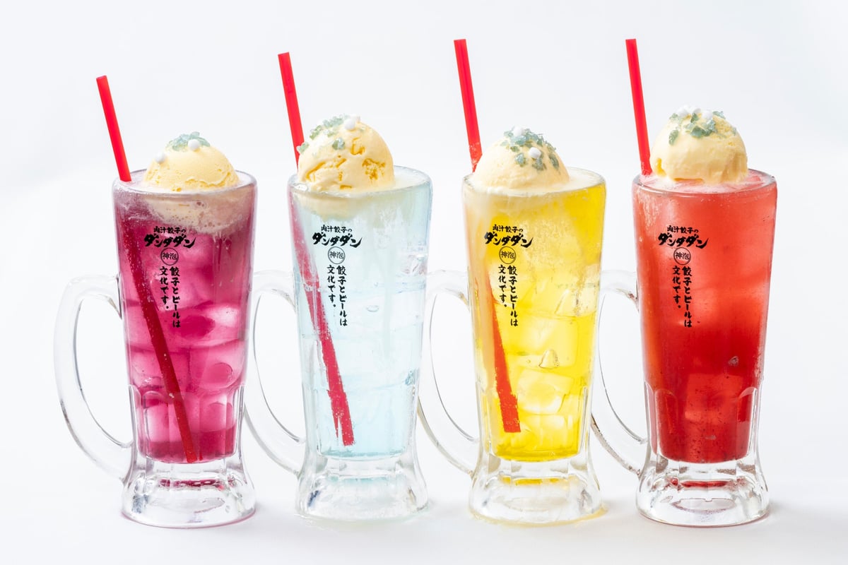 Left to right: Ultraman Tiga Grape / Ultraman TEO Ramune / Ultraseven Energy / Ultraman Strawberry — ¥698 (tax included)