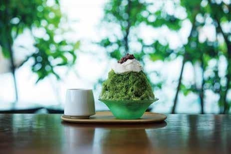 Uji Matcha and Mascarpone Cream ¥1,455 / ¥1,600 (includes matcha honey, red beans, yomogi dumplings, mascarpone cream)