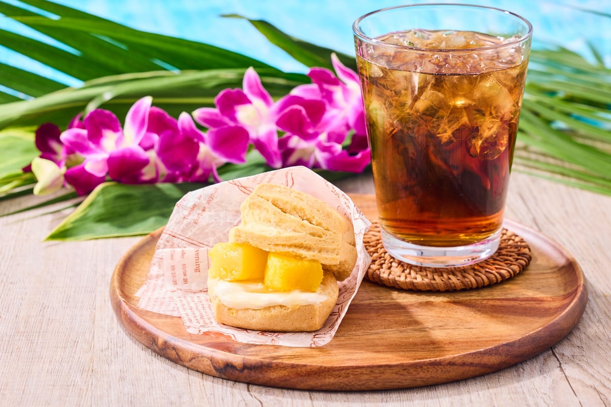 Freshness Burger Introduces Pineapple & Cream Cheese Scone Sandwich Nationwide in Japan
