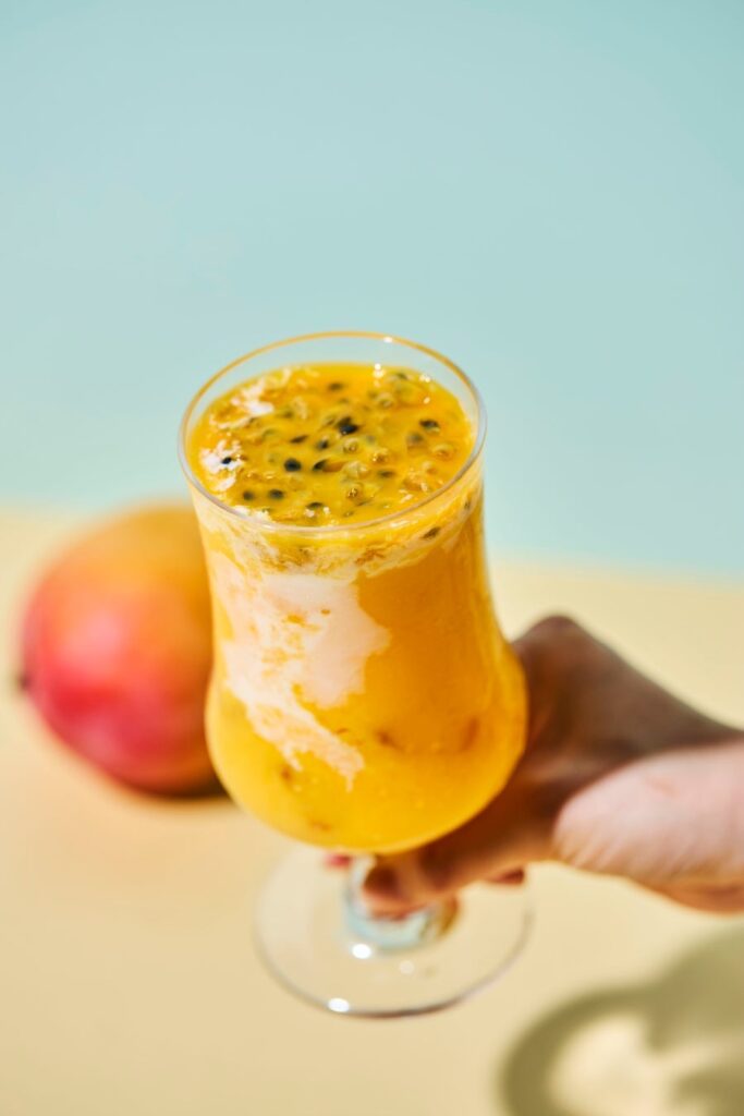 Futaba Fruits Parlor Unveils Summer Parfait and Smoothie Featuring Gracious Mango in Tokyo
